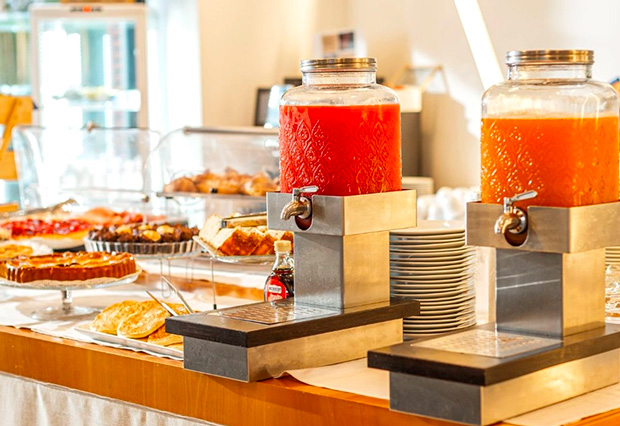 Colazione servizi - Hotel IPoint